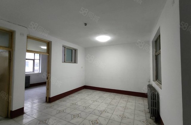 急售 老文轩 二实验 步梯二楼 龙山南区 正三室