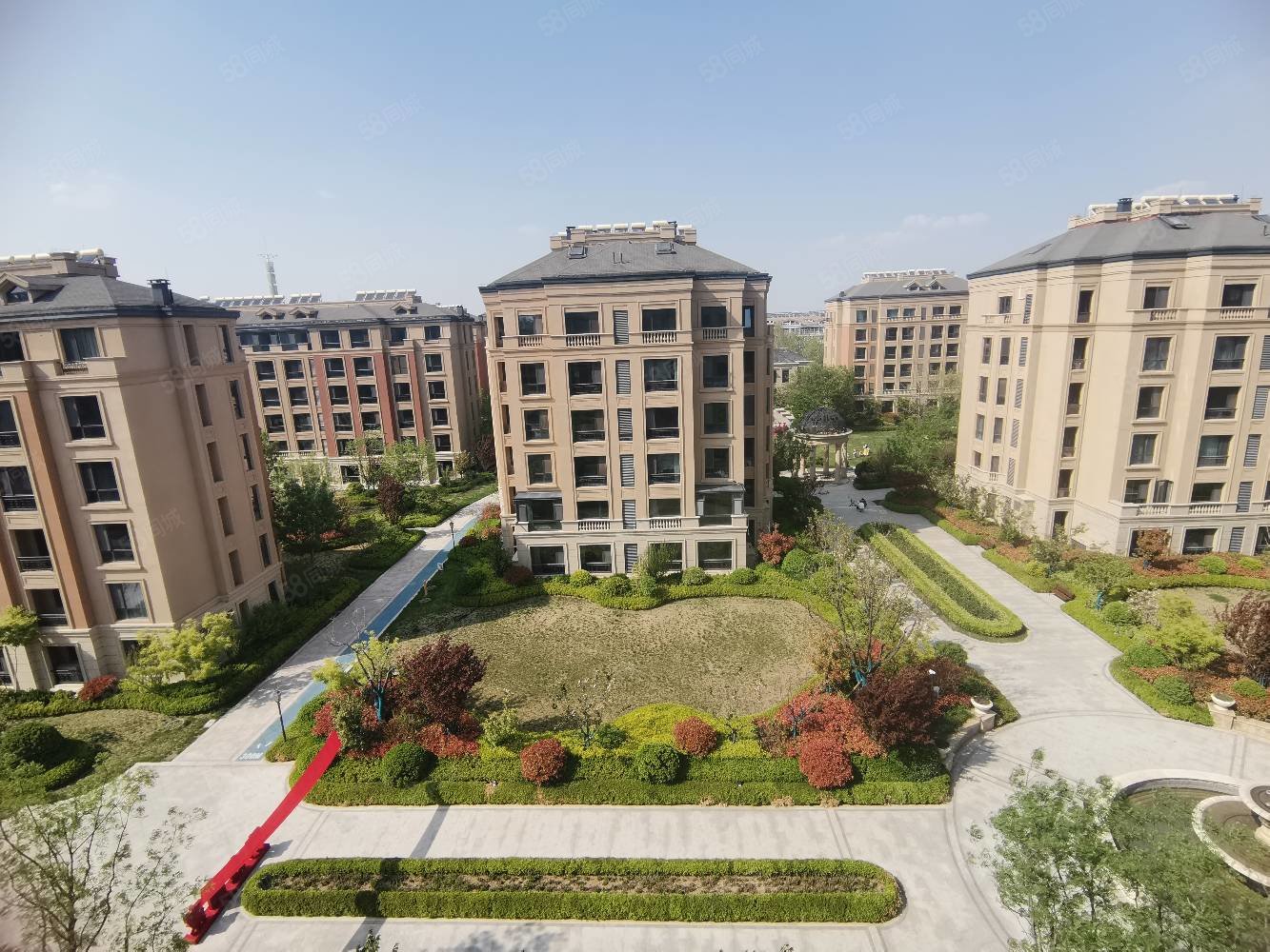 绿城云和苑六楼高阁楼155平带车位储藏室四室两厅215万