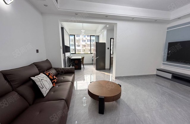 石油小区4室2厅104㎡39.8万二手房图片