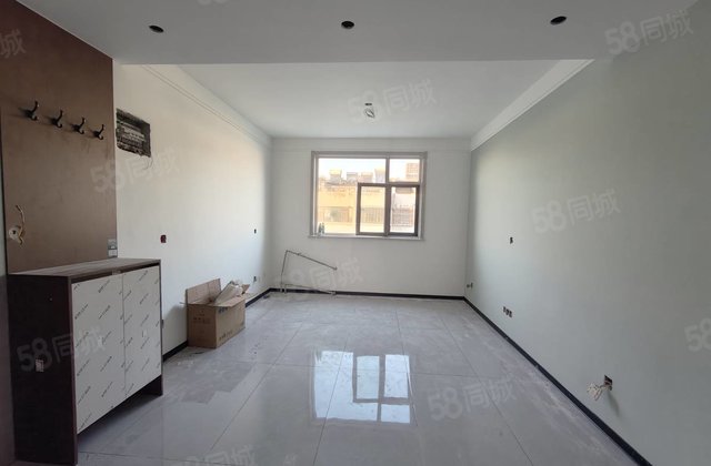 文轩外国语四室两卫复式带露台学府花园 柳园小区 水木清华