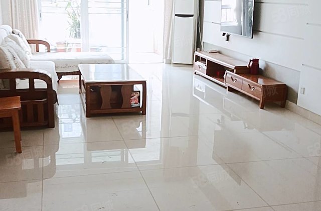 开发区，英伦花园，带车位储藏室，东昌中学