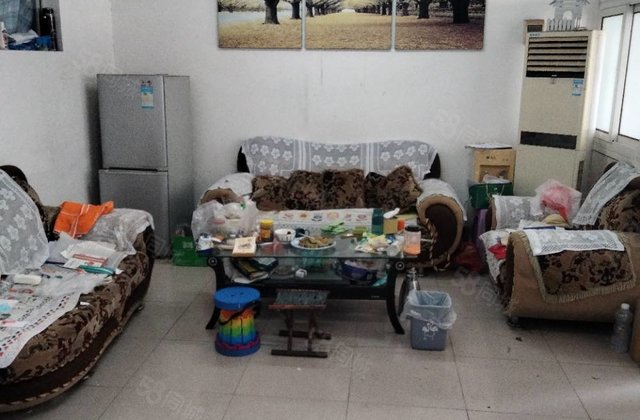 文轩总校，单位家属院，3室1厅，停车方便，随时丨户，可以看房