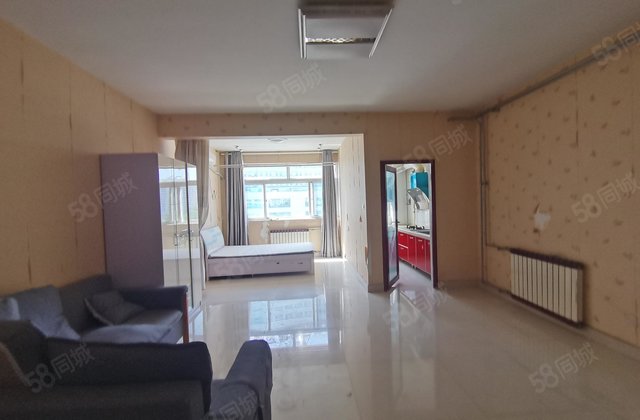 电梯房好楼层南北通透，月供几百块钱