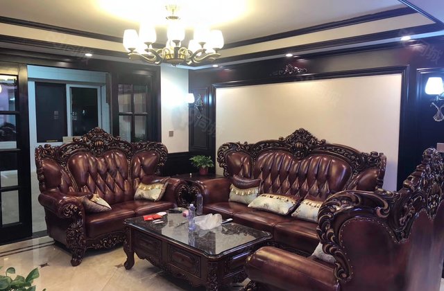 龙翔中央公馆3室2厅138.71㎡118万二手房图片