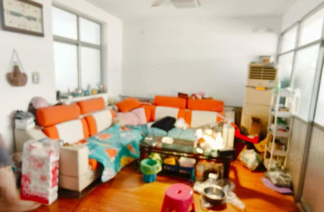 文轩 八中对过 红旗巷 闸南小区 三居 停车方便