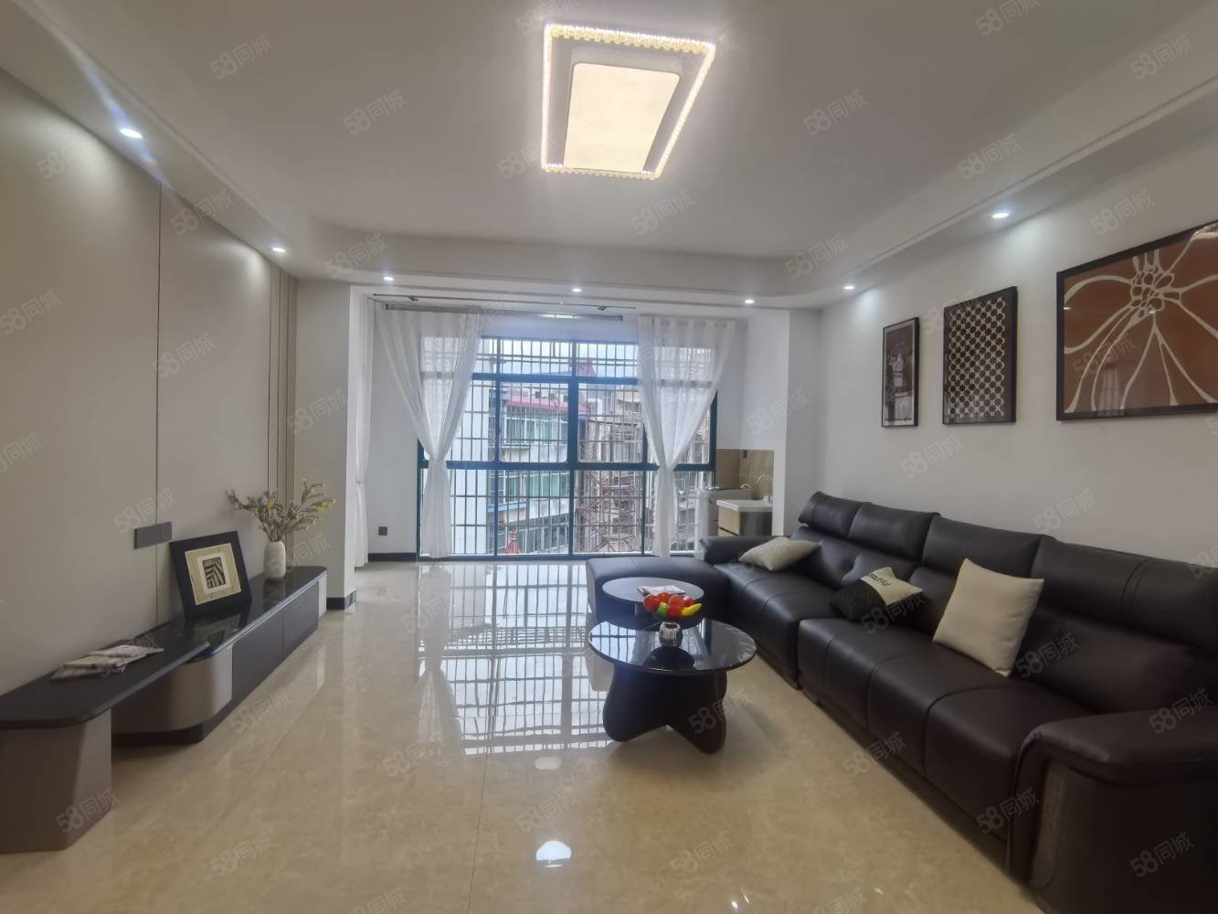 宜人小居3室2厅1卫90㎡南北39.8万