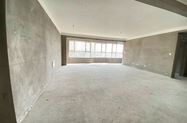 滨河名邸4室2厅180㎡90万二手房图片