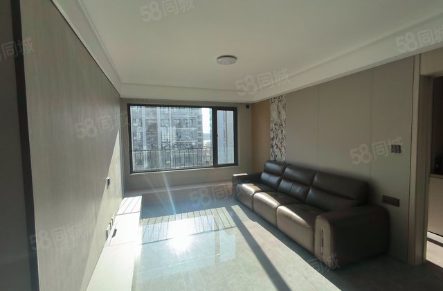 招商璀璨时代4室2厅120㎡558万二手房图片