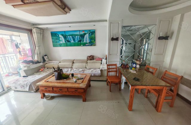 西湖馨苑，东边户，看房很方便，精装修 东排，郁光四中急售。