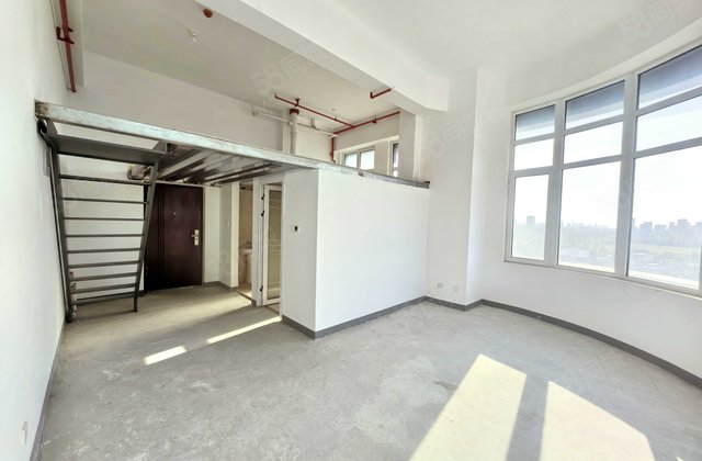 百利来科创小镇中间好楼层 带电梯停车方便 全款优惠 房东直卖