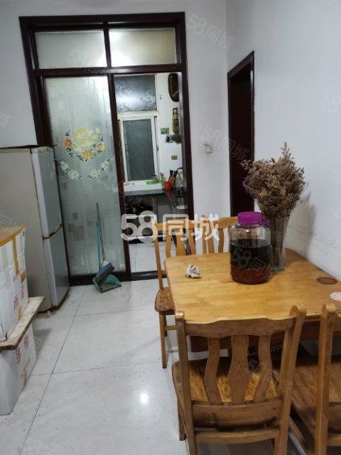 天赐良苑2室2厅1卫92.72㎡南46万