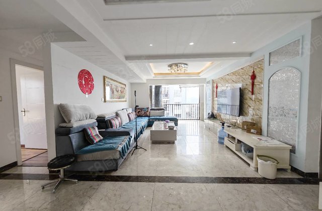 世纪经典3室2厅136㎡50万二手房图片