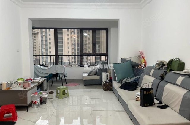 碧桂园国岳府 三室两厅两卫 有储藏室急售 随时看房