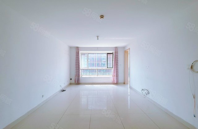 昌润路观澜一品湖边附近畅博怡情湾三室两卫