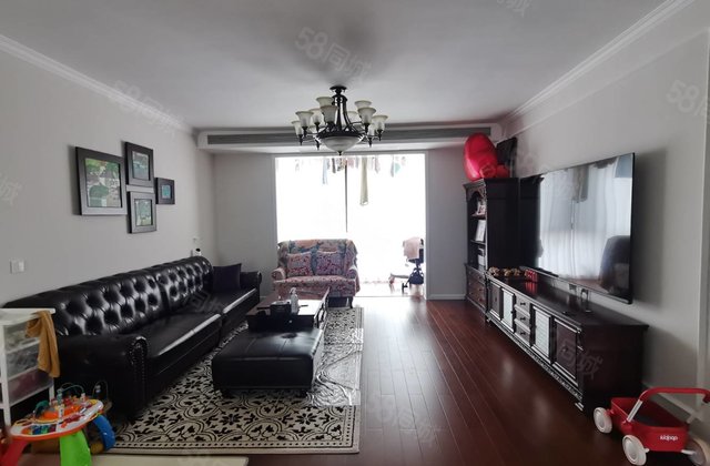 188万，兴华路  ，东昌中学，领秀城精装三室送车储