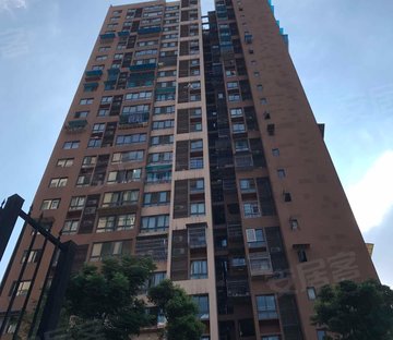 龙桥花苑四组团