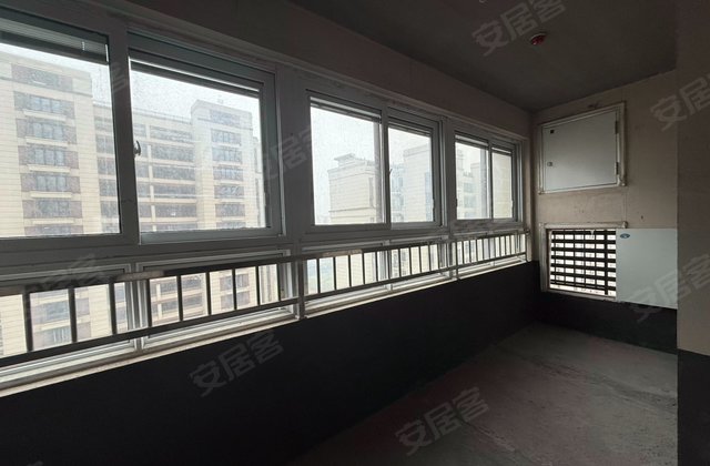 汉泽府3室2厅127㎡78万二手房图片