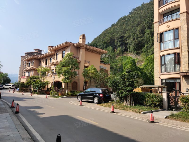 半山逸城b区,白云台街186号-巴中半山逸城b区二手房,租房,房价-巴中