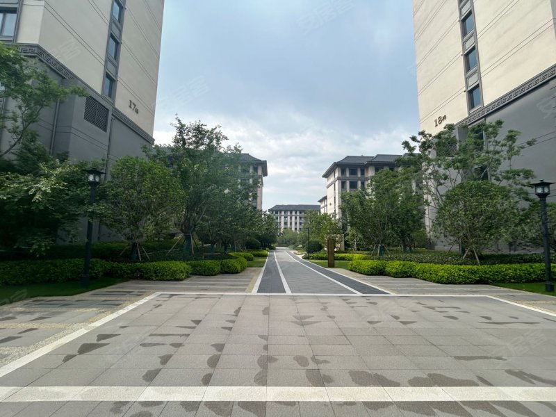 绿城春风江南(公寓住宅)二手房,95万,3室2厅,2卫,133平米-洛阳安居客