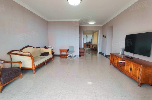 每一间4室2厅197.97㎡460万二手房图片