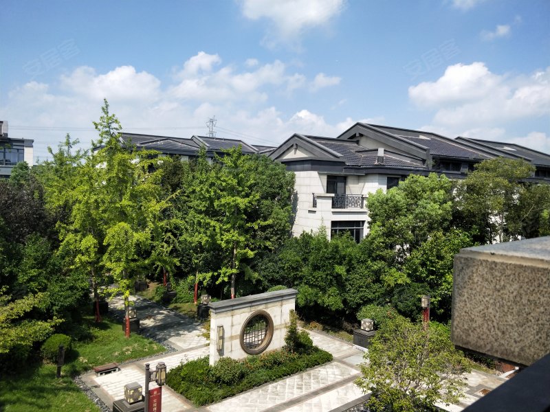 佘山华亭园(别墅),银泽路3188弄,广轩路1288弄-上海佘山华亭园(别墅)