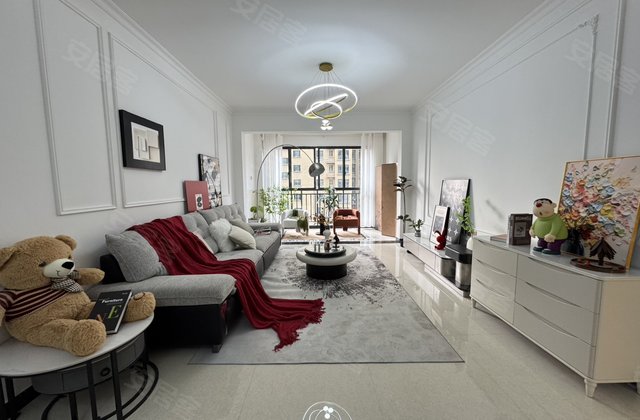  20万急卖，宏宇新城橡树湾电梯小高层原房东精装修保养99新