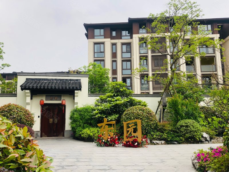 绿城云栖玫瑰园