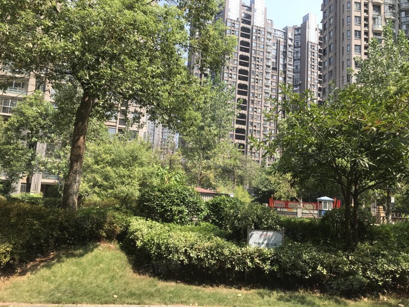 世纪中央城(红谷滩)