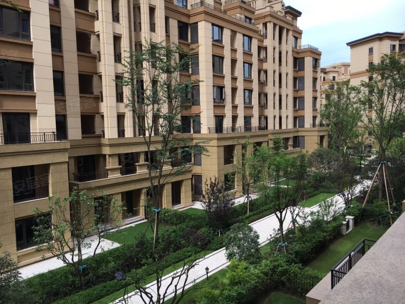 融创凡尔赛花园(一期别墅)