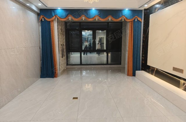 东山金色海岸4室2厅119.67㎡80万二手房图片