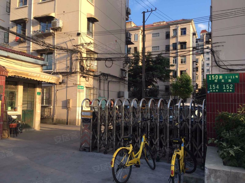 殷高路150弄小区 