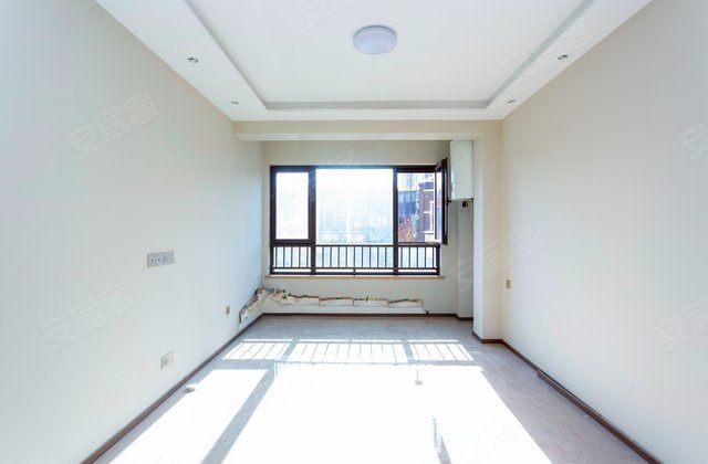 汇金华府 3室2厅1卫