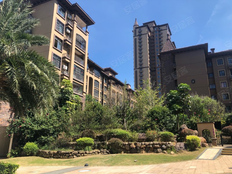 碧园香槟小镇