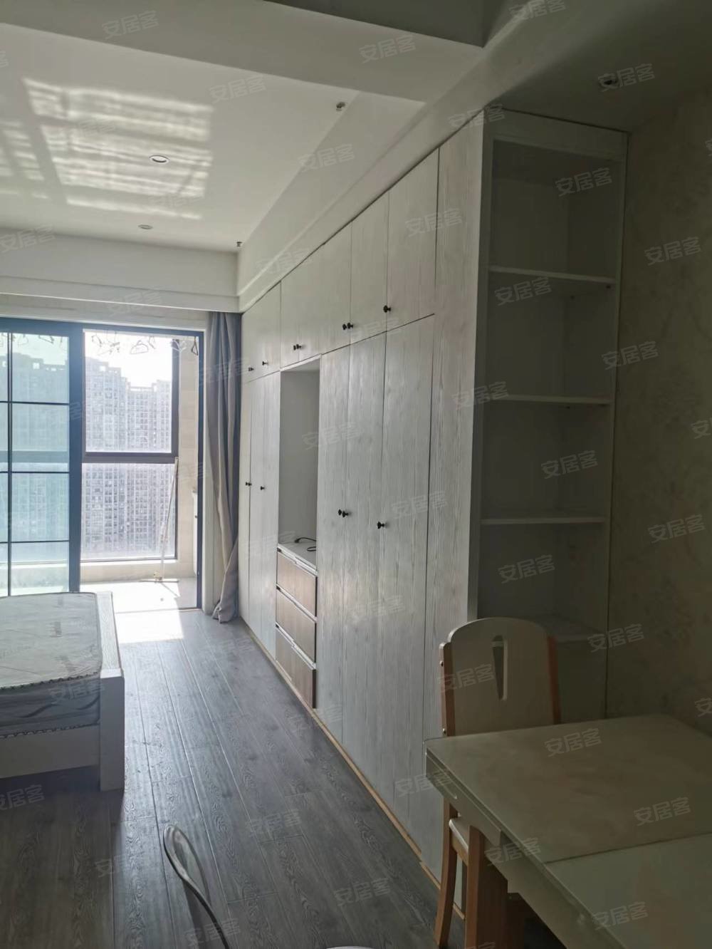 天怡御珑湾1室1厅1卫59㎡南北35万