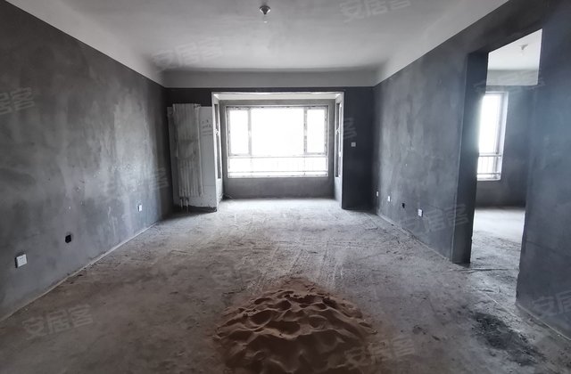 双阳卧3室2厅2卫142㎡南北低层(共18层)2015年建造鑫通御园东胜铁西