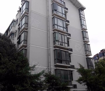 温馨家园4室3厅156.36m精装修