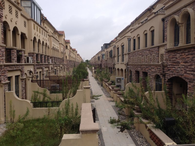 奉贤绿地香颂(别墅),海马路5888弄-上海奉贤绿地香颂(别墅)二手房