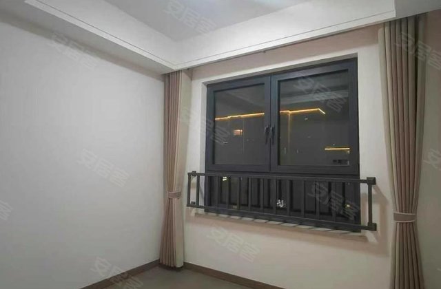 长江印3室2厅110㎡172.8万二手房图片