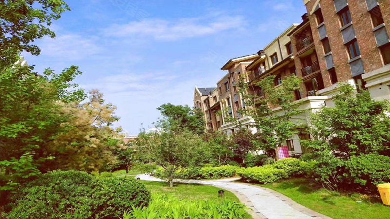 金隅翡丽铂爵郡