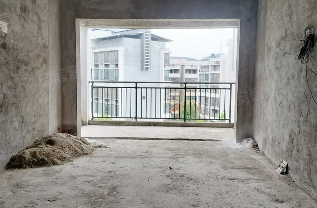 龙山豪庭3室2厅122㎡38.8万二手房图片