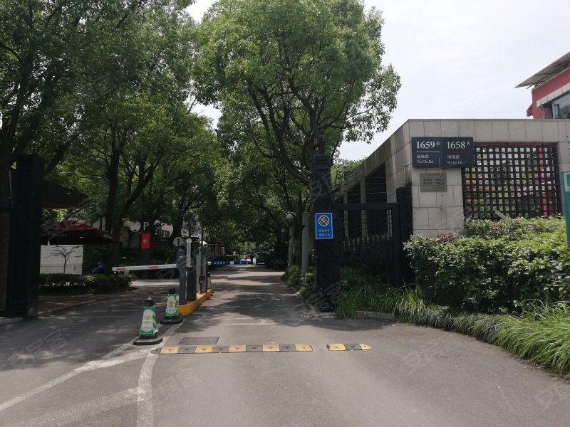 浦江华侨城(二期1809弄别墅) 