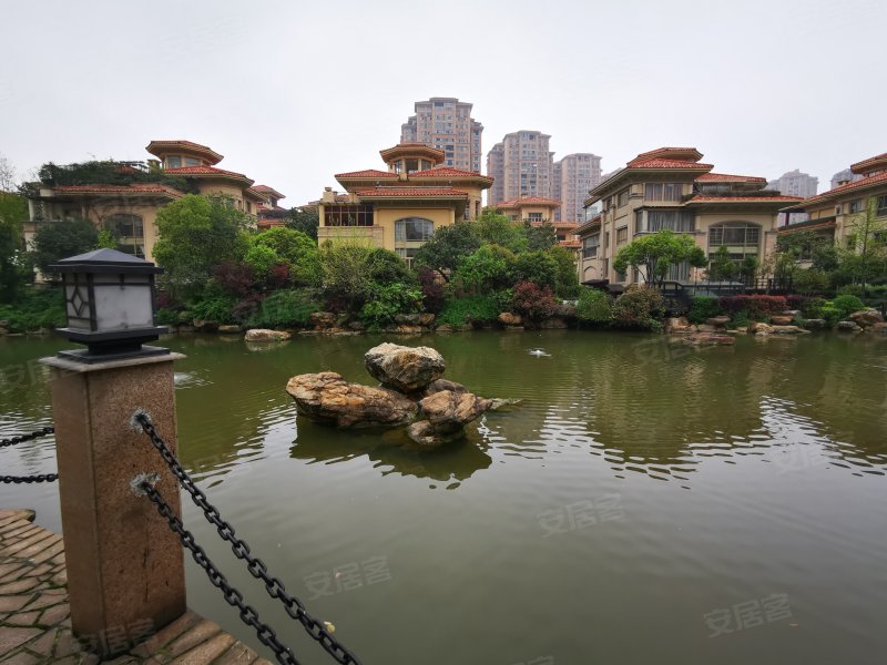 香江水岸新城(公寓住宅)