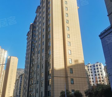 凤凰新城小区
