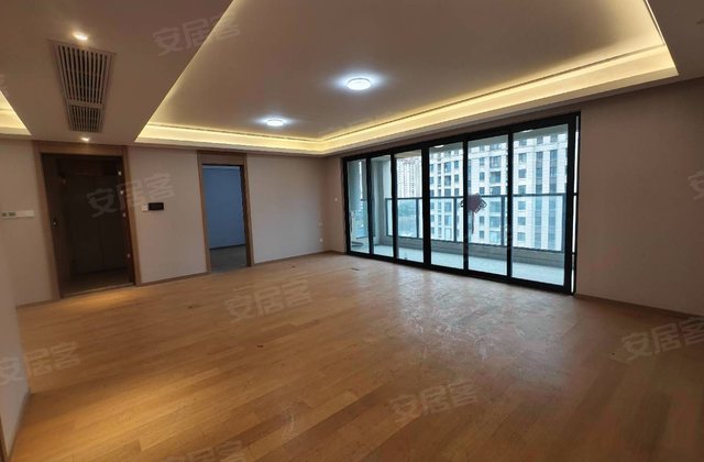 水岸观澜苑3室2厅139.34㎡236.8万二手房图片