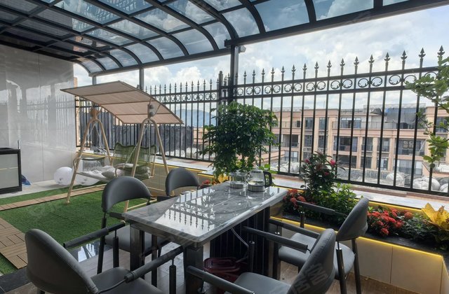 新华里4室2厅160㎡61.8万二手房图片