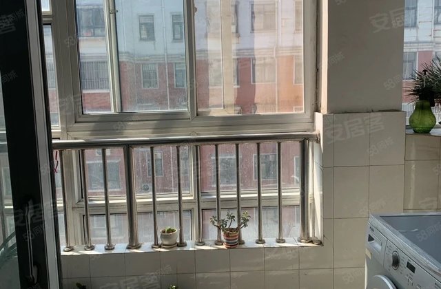 新东岳嘉苑B区2室2厅87㎡48万二手房图片