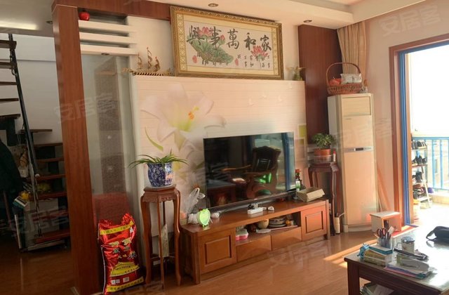 馨悦苑3室2厅150㎡135万二手房图片