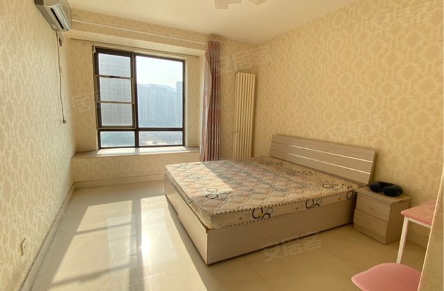 八角 阳台价可谈 塞纳丽舍两梯两户 改善甄选 带车位地下室