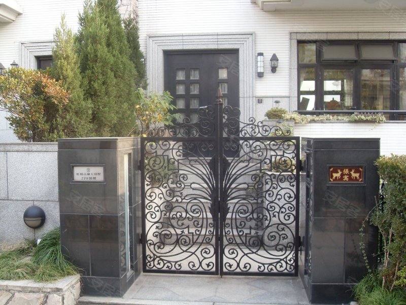 虹桥高尔夫别墅