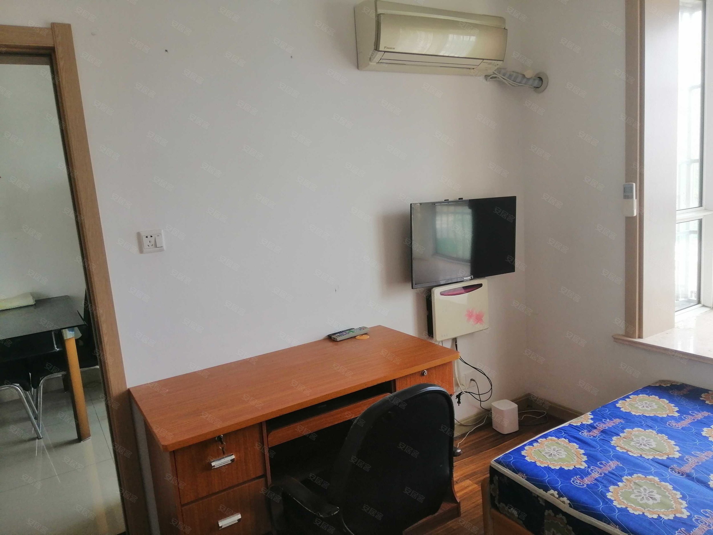 北明霞小区3室2厅1卫220㎡南100万